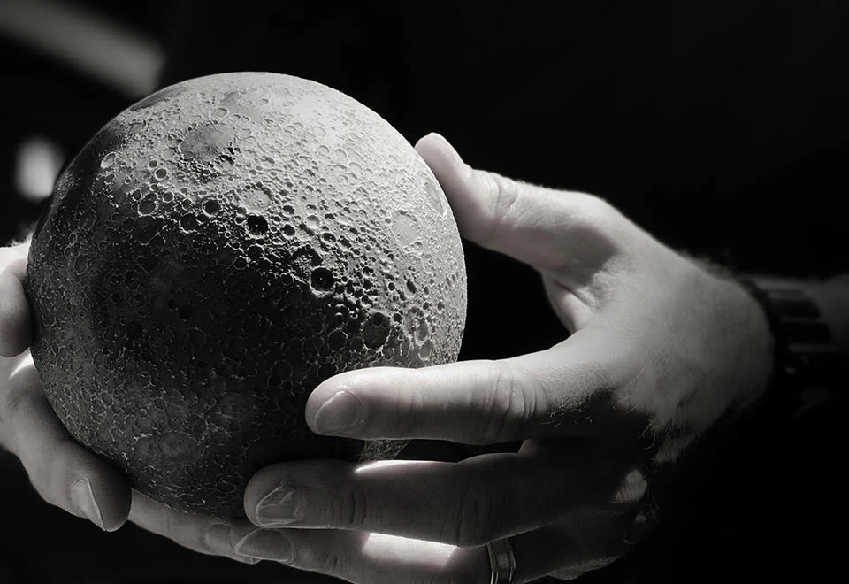 Promo π Augmented Reality 3D Moon by Quantum AR Technologies π₯ - Image 19