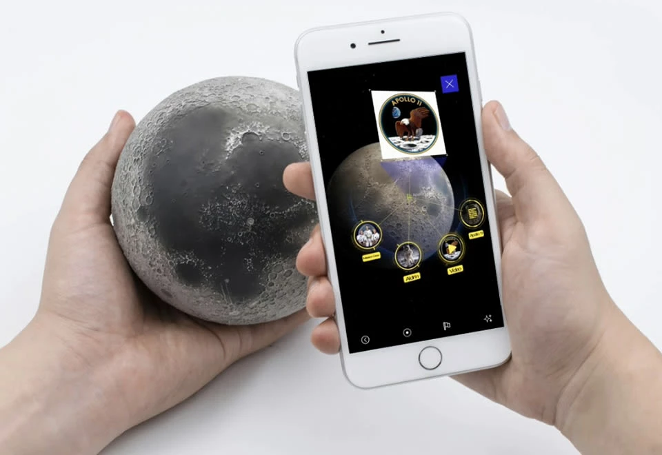 Promo π Augmented Reality 3D Moon by Quantum AR Technologies π₯ - Image 6