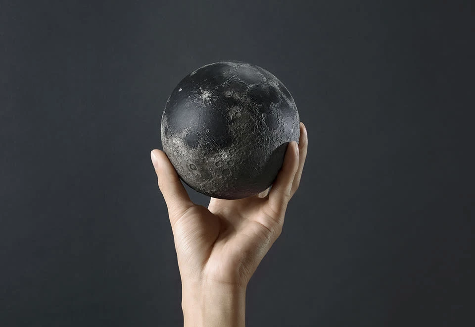 Promo π Augmented Reality 3D Moon by Quantum AR Technologies π₯ - Image 9