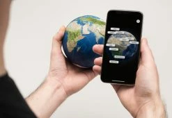 New ✔️ Augmented Reality 3D Earth by Quantum AR Technologies 👍